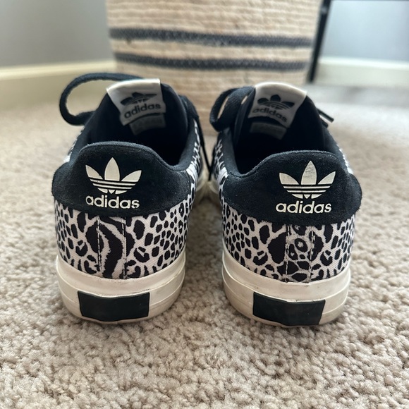 Rare- Adidas women’s Originals Continental Vulcanized Leopard Black size 8 - Picture 5 of 7